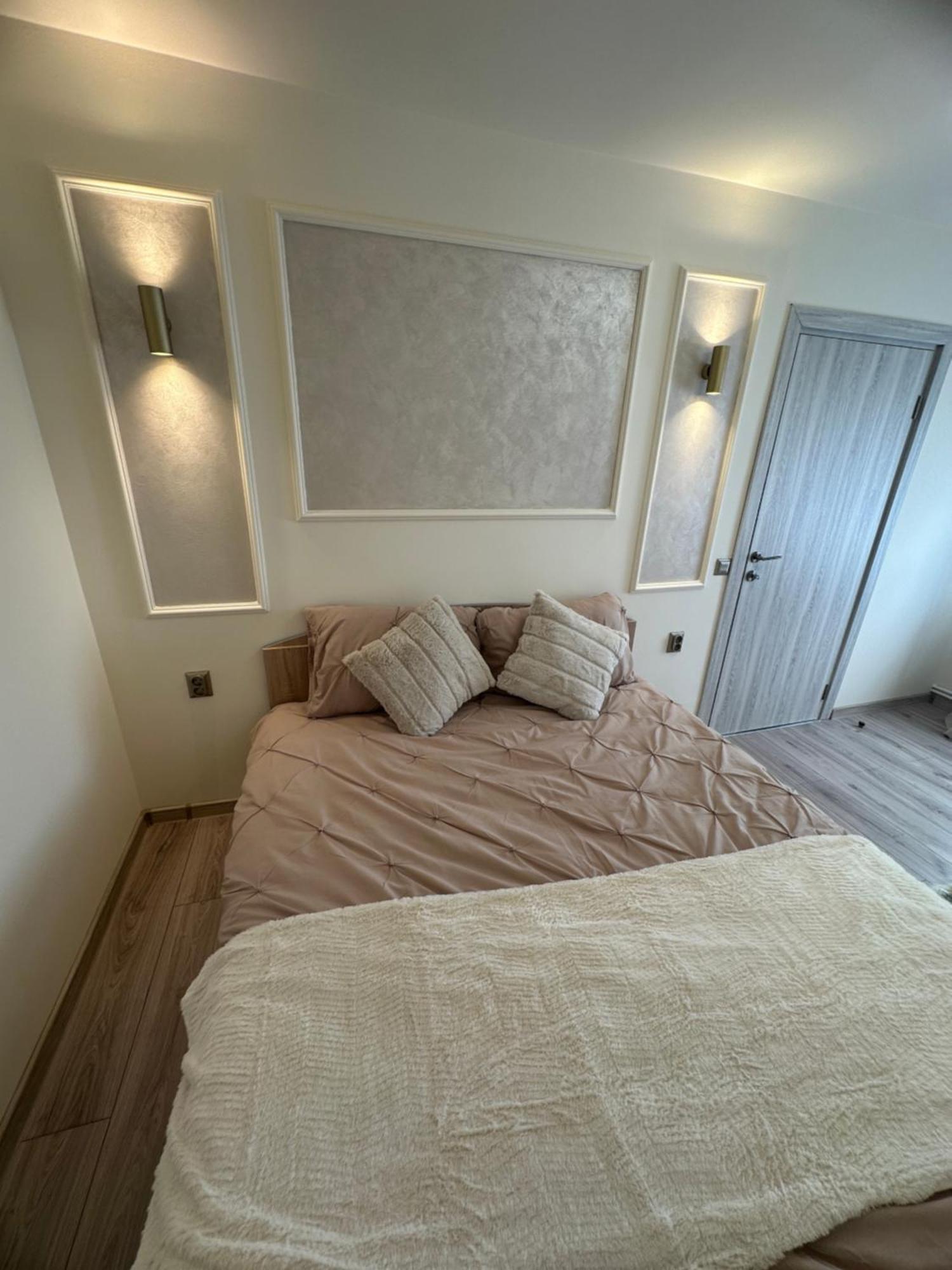 Angel House Apartment Deva Bagian luar foto