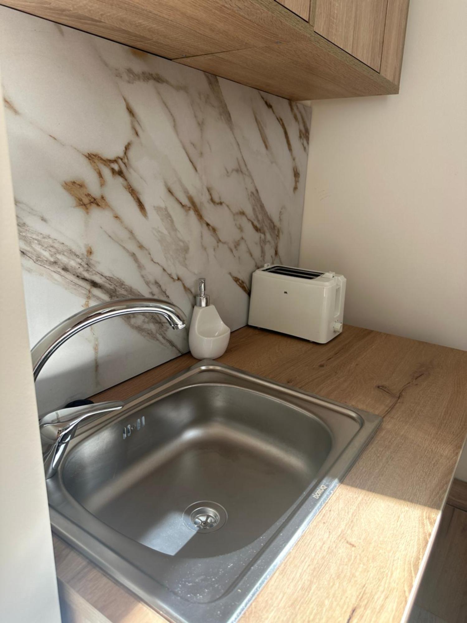 Angel House Apartment Deva Bagian luar foto